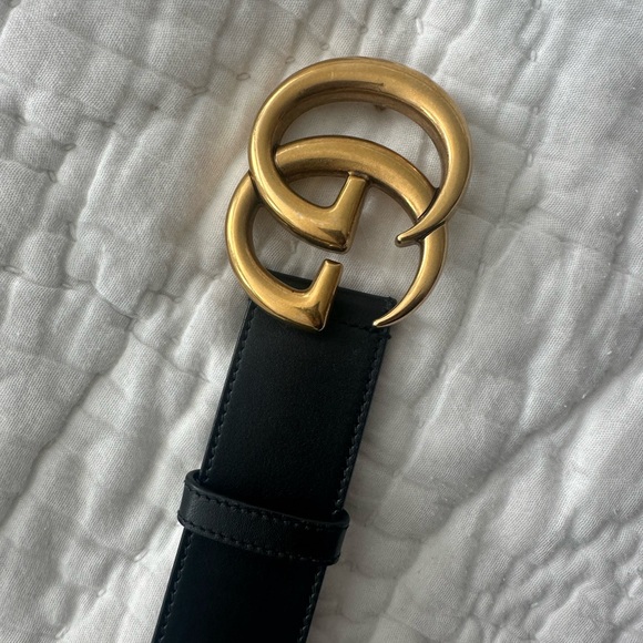 Gucci Black Leather GG Marmont Belt with Gold Buckle - Picture 1 of 10